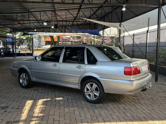 VOLKSWAGEN SANTANA 2.0 MI 8V GASOLINA 2P MANUAL